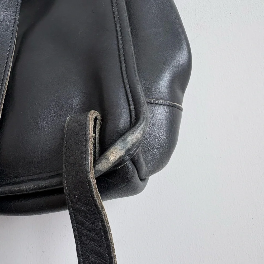 Coach Vintage Black Leather Mini Backpack Bag Turnlock Drawstring B0K-9960